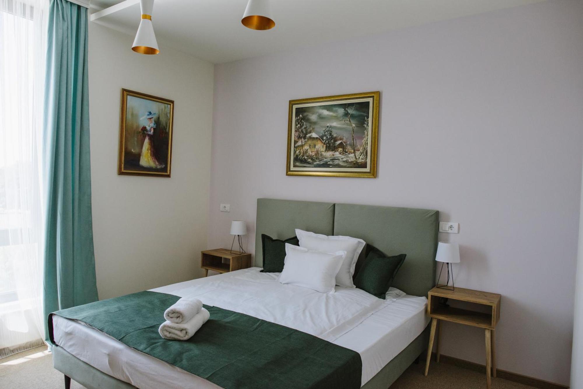 Avior Garni Hotel 수보티차 외부 사진